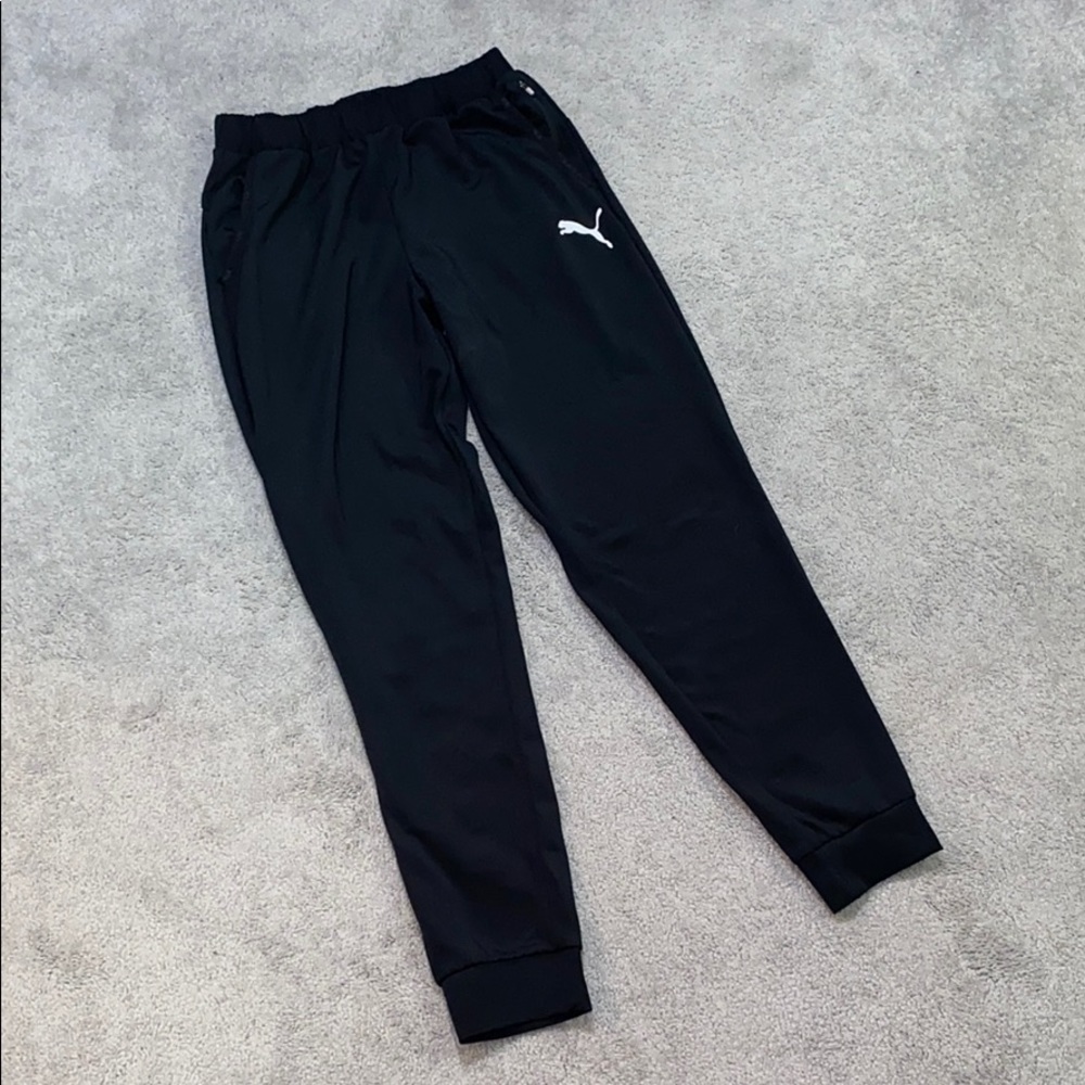 Men’s black joggers - puma medium